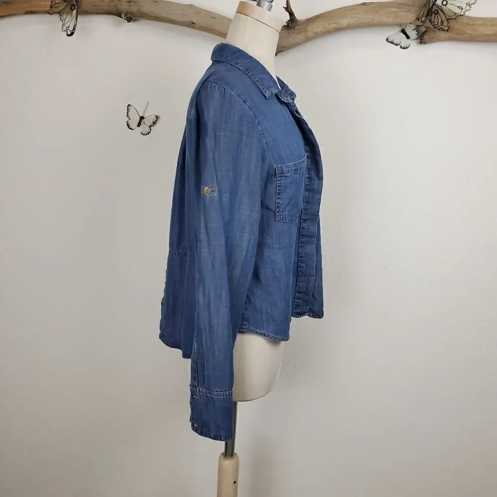 Cloth & stone blue chambray button up shirt - Picture 6 of 7